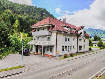 Sanierungs-Wohnung im Zentrum von Kreuth bei Bleiberg. - Vielfältiges Potential.