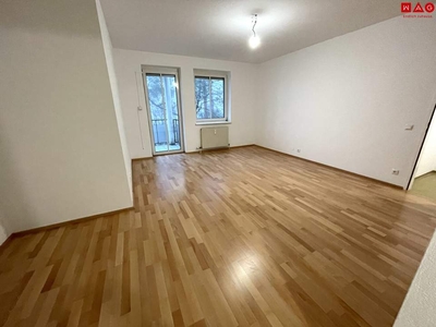 Sehr gut geschnittene 1-Raum-Wohnung mit Balkon! Oed/Bindermichl! Ab sofort zu beziehen!