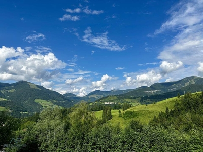 Sonnig + zentral mit Panoramablick!