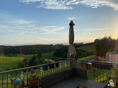 St. Andrä-Höch: Feine 85m²-Terrassenwohnung in Ruhelage mit Koralmblick (1863)