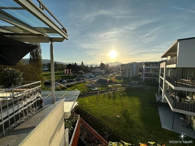 *NEUER PREIS*: Top Wohnung Dachgeschoss Krumpendorf. Dem Wörthersee nah, den Pyramidenkogel im Blick.