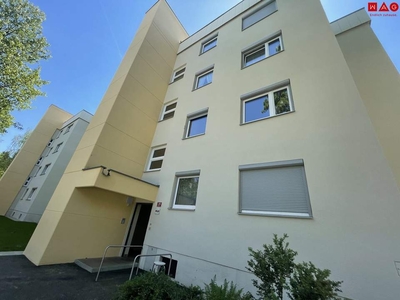 Freundliche 2-Zimmerwhg. in herrlicher Sonnenlage im Grünen – mit Balkon & Garage!