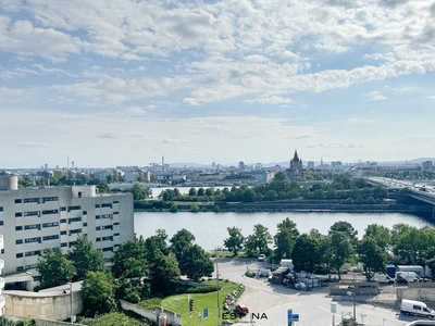 Nähe Alte Donau - lichtdurchflutete Pärchenwohnung mit großer Freifläche