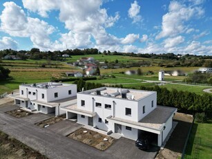 MIETE*provisionsfrei* Reihenhaus mit Photovoltaikanlage in Olbendorf