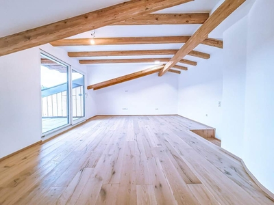 Erstbezug in Mieming: Charmante 3-Zimmer-Maisonette mit traumhafter Dachterrasse in sonniger Lage!