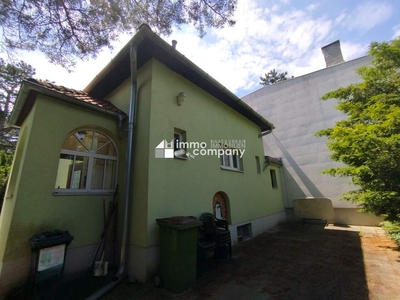 Einfamilienhaus mit Garage und große Garden in ruhiger Lage