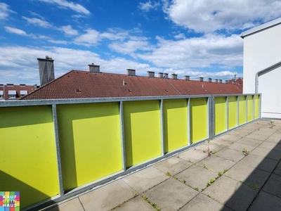 PREISREDUKTION! DACHGESCHOSSWOHNUNG mit TERRASSE in mitten von St. Pölten