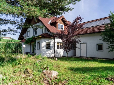 Traumhaftes Einfamilienhaus mit großem Garten in Wartberg