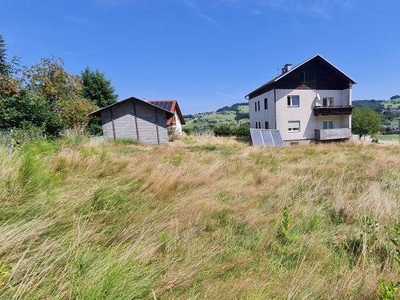 Ein Haus - zwei Wohneinheiten mit großem Garten!