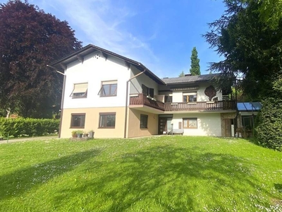 Gepflegte Haushälfte in Fernitz mit Garten großer Terrasse und Carport!