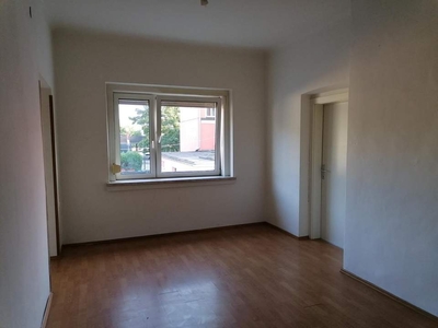 Große 3 Zimmer Mietwohnung ca. 65 m² Top 1