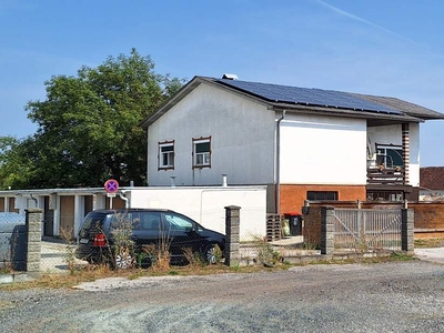 Oberwart: Zentral gelegenes Haus mit pflegeleichtem Garten