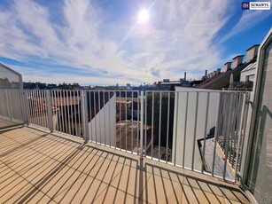 WOW! Wohnen im Dachgeschoss mit Fernblick! Traumhaft saniertes Altbauhaus + Hofseitige Terrasse + Tolle Infrastruktur und Anbindung + Lebensqualität p