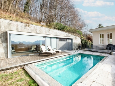 Live (in) the best: Penthouse mit Pool und Festungsblick