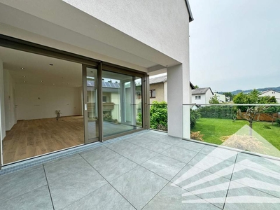 NEUBAU/ERSTBEZUG - Einzigartige 4 Zimmerwohnung mit Terrasse in St. Magdalena