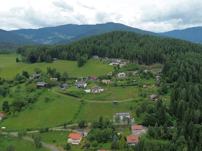 Einzigartiger Wohn(t)raum - hoch oben am Saurachberg - mit Fernblick und Salzwasserpool