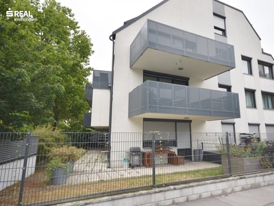 Moderne Neubau Gartenwohnung mit Tiefgaragenplatz!