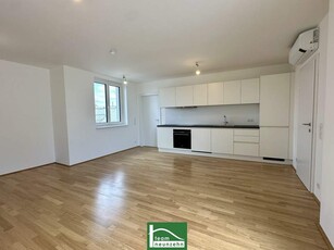 Wohnen in zentraler Lage: 4-Zimmer Wohnung inkl. Einbauküche und Dachterrassen - Mieten ohne Kaution!