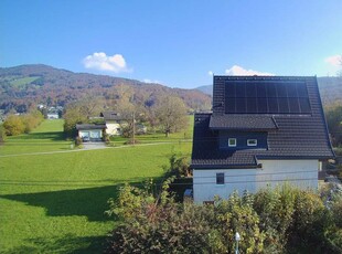 Aigen: Stadthaus im Grünland in verkehrsgünstiger Lage zum verlieben