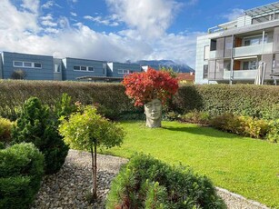 Entzückende Gartenwohnung mit Tiefgaragenstellplatz