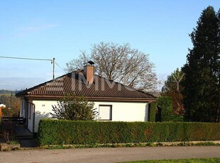 Entzückender Bungalow in toller Lage- samt Garten, Keller und Garage