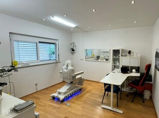 Moderne Büro- oder Praxisräume in zentraler Lage von Graz - 34m² für nur 550€ Miete! BARRIEREFREI!