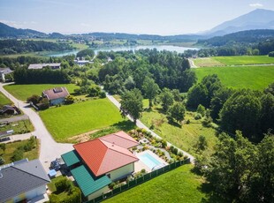 Wunderschöner Bungalow mit Pool und Paradiesgarten