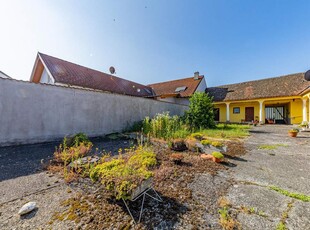 WEINVIERTLER STRECKHOF MIT 2700 m2 GRUND! TIERHALTUNG MÖGLICH!