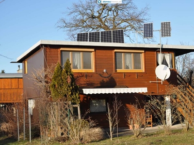 3425 Tullner Au Linkes Donauufer / FKK-Bereich: Traumhaftes, geräumiges Stelzenhaus in Randlage