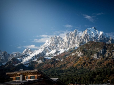 Charmante Dachgeschoss Wohnung mit Kaiserblick