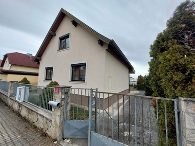 Einfamilienhaus in bevorzugter Lage in Oberwaltersdorf- großzügiges Grundstück mit Altbaumbestand