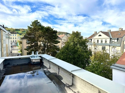 Erstbezug nach Neubau I Dachterrasse mit Blick über Klosterneuburg I Wohnen direkt am Rathausplatz I 3-fach Verglasung, elektr. Rolläden, Fußbodenheizung, Eichenparkett u.v.m.!