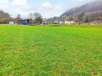 Gewerbe-Grund nahe Feldkirchen. - Flexible Größen ab 1.000 m² für ihren Standort. - Voll erschlossen.