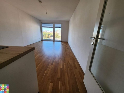 2- Zimmerwohnung mit Küche, Balkon und unglaublichem Ausblick auf den Grazer Uhrturm