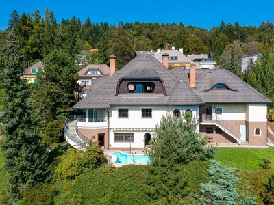 Juwel am Kreuzbergl: Villa St. Martin mit freiem Blick auf die Koschuta und Karawanken über Klagenfurt.