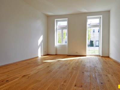 Revitalisierte 4-Zimmer Altbauwohnung in bester Lage