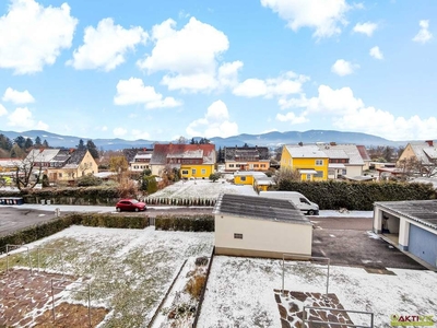 Zentral in Zeltweg. - 3 Zimmer, Süd-Loggia und Garage. - Sofort beziehbar.