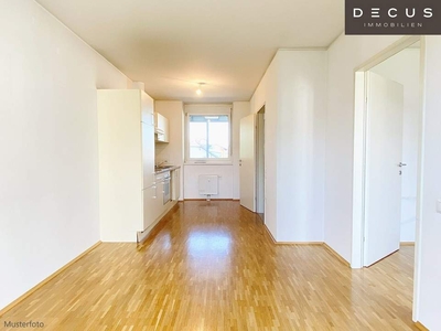 | ZWEI ZIMMER | NÄHE HAUPTBAHNHOF | TOLLE WOHNUNG MIT BALKON