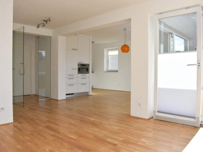 Moderne 2 Zi.Wohnung im Herzen von Thalgau mit Balkon und PKW Stellplatz!