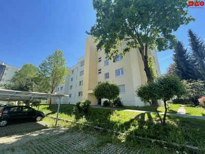 Neu Saniert-südseitige 88m² Wohnung mit sonniger Loggia!