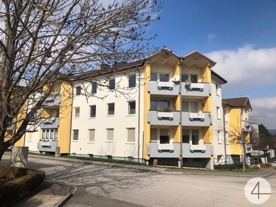 Pärchen oder Single Wohnung mit Loggia und Garagenplatz - Provisionsfrei!