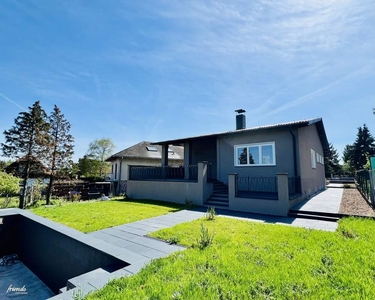 Traumhaus, Erstbezug nach Vollsanierung mit großem Garten und Pool