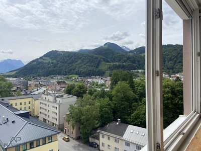 Hoch hinaus! Garconniere für Anleger oder Singlehaushalt in Hallein!