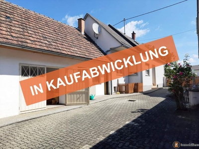 Kleinzicken: Landhaus mit schönem Stadl