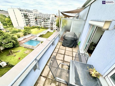 Wow!!! Traumhafte Dachgeschoss-Maisonette mit Terrasse und exklusivem Poolblick + inklusive Garagenplatz + Neubau-Anlage mit eigenem Pool und Spielplatz