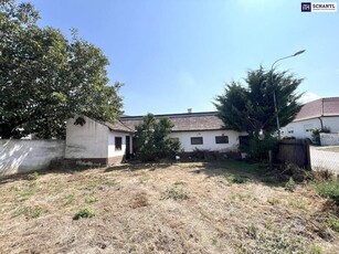 Landleben zum Schnäppchenpreis! Renovierungsbedürftiges Haus mit Garten, Weinkeller, Garage und viel Potential in Stöttera!