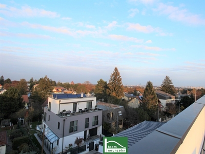 Große Dachterrasse mit Blick über die Stadt- Cooles Flair in grüner Umgebung