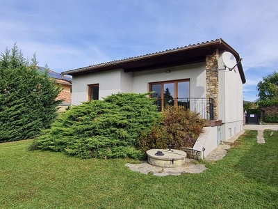 EINFAMILIENHAUS MIT SCHÖNEM GARTEN IN ABSOLUTER TOPLAGE