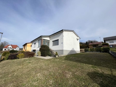 Gepflegtes Einfamilienhaus mit sonnigem Garten