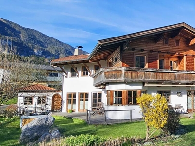 Schönes Architektenhaus mit Garage in Toplage, Kramsach